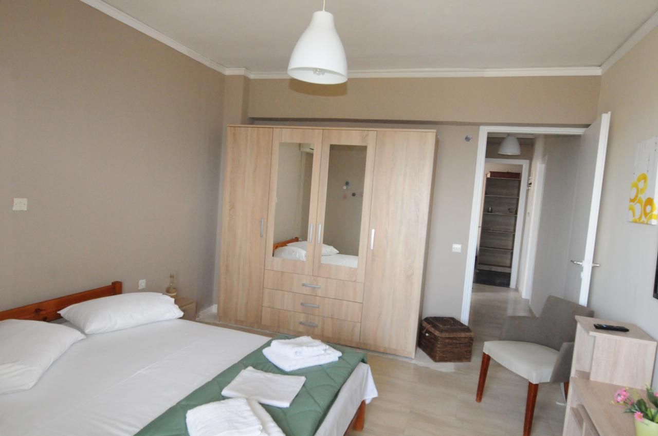 Kinetta Apartments Agioi Apostoloi  Екстериор снимка