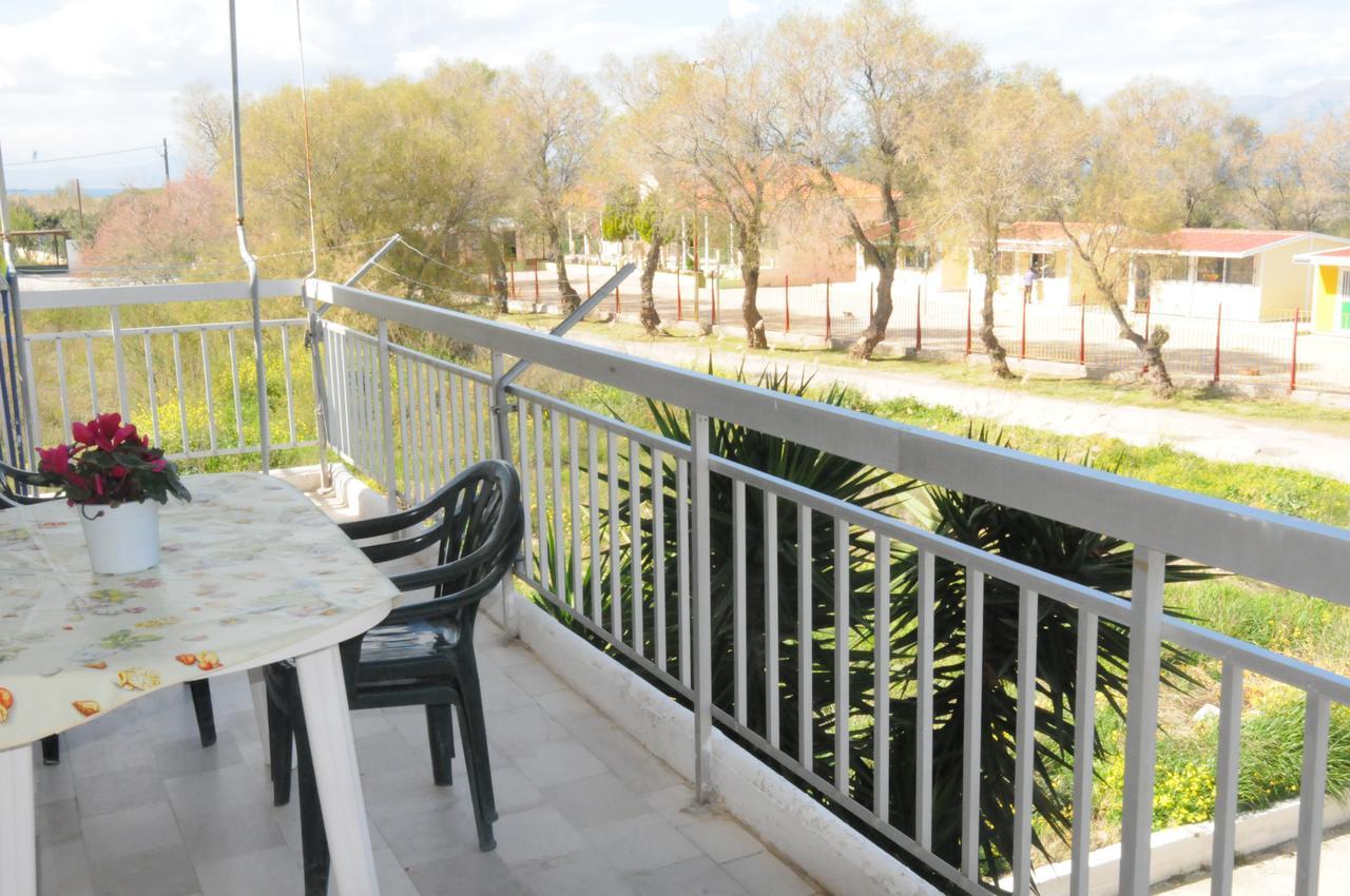 Kinetta Apartments Agioi Apostoloi  Екстериор снимка