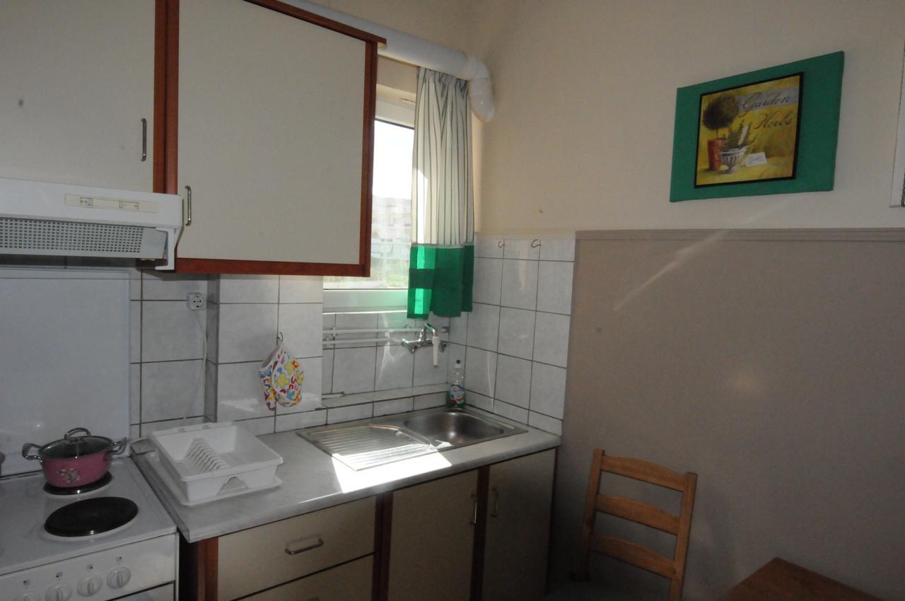 Kinetta Apartments Agioi Apostoloi  Екстериор снимка