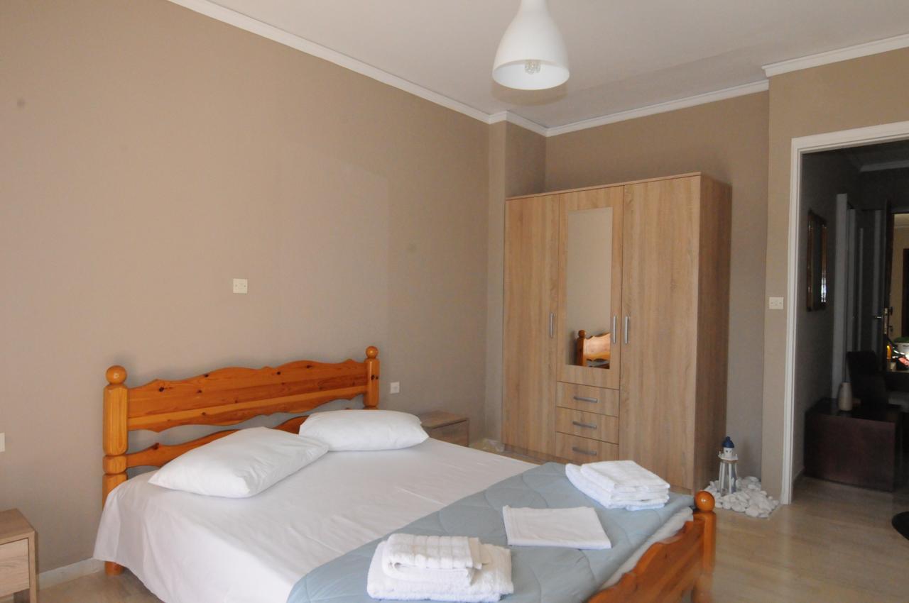 Kinetta Apartments Agioi Apostoloi  Екстериор снимка